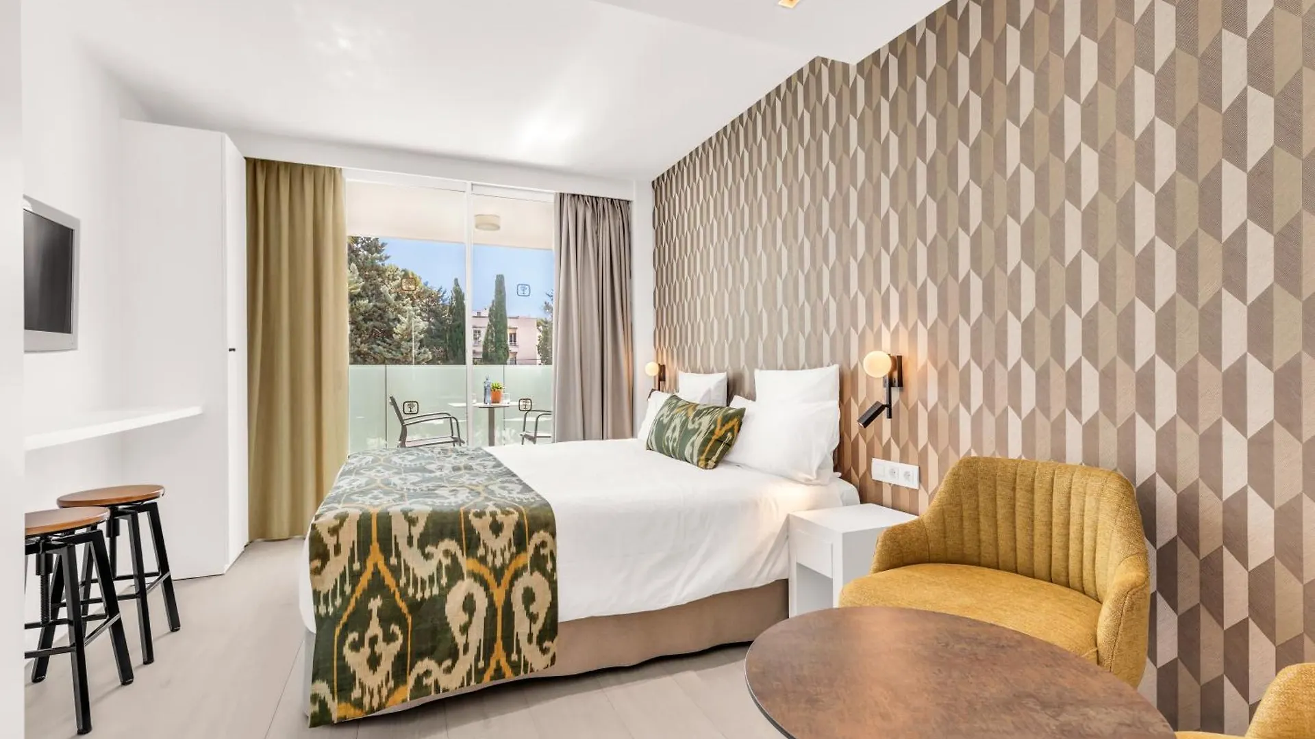 Hotel Illa D'Or & Club Apts 4* Sup Port de Pollenca Spain