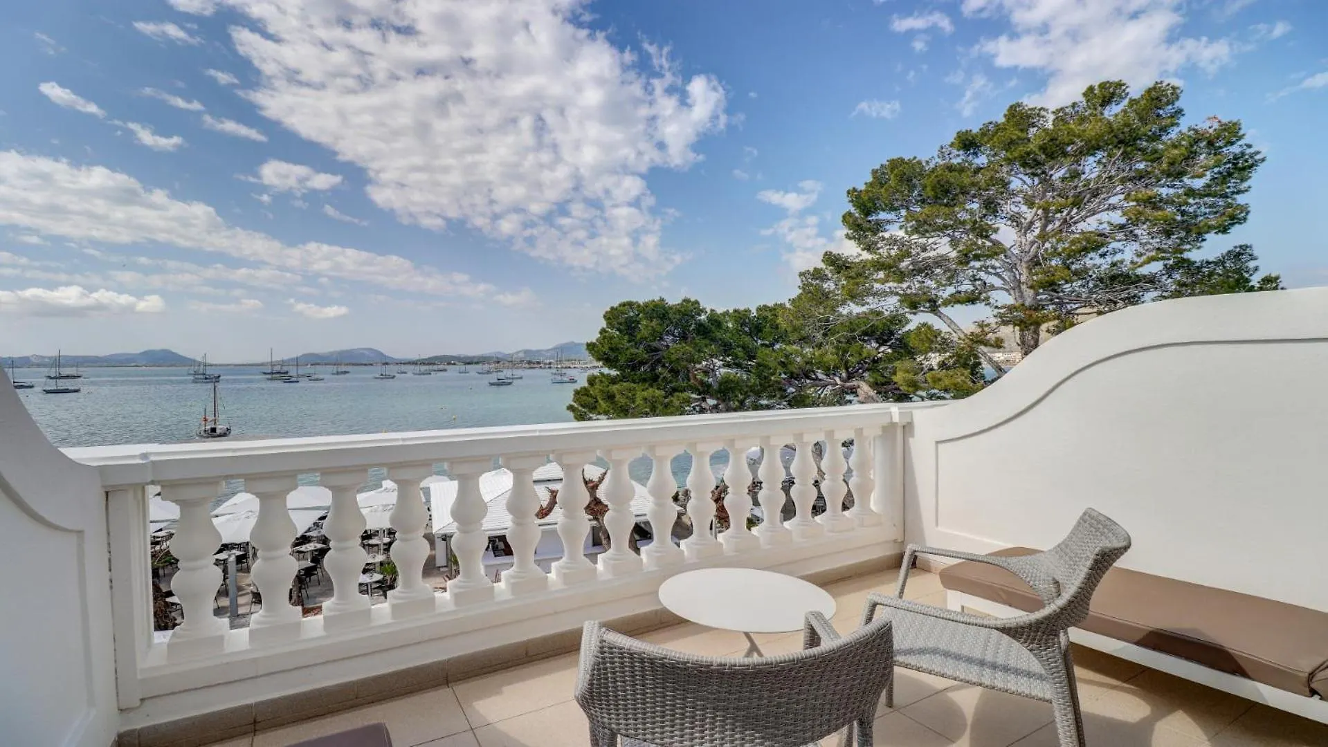 Hotel Illa D'Or & Club Apts 4* Sup Port de Pollenca 4*,  Spain