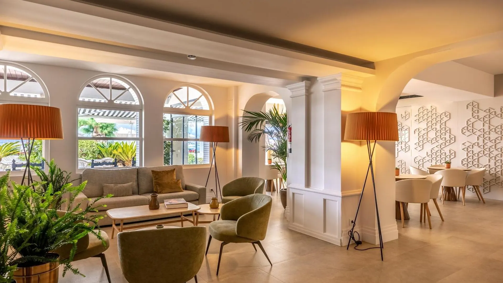 Hotel Illa D'Or & Club Apts 4* Sup Port de Pollenca
