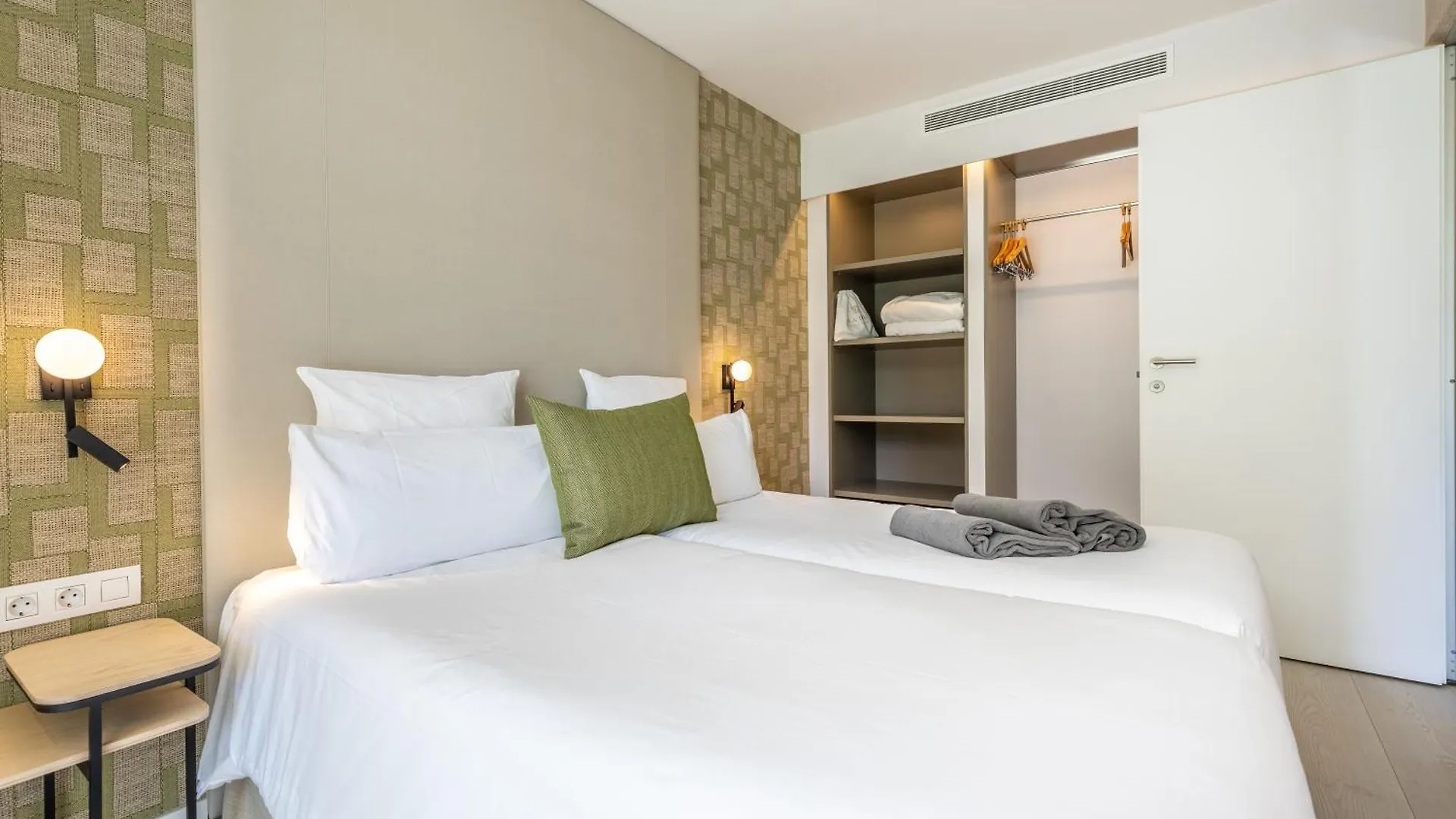 Hotel Illa D'Or & Club Apts 4* Sup Port de Pollenca 4*,