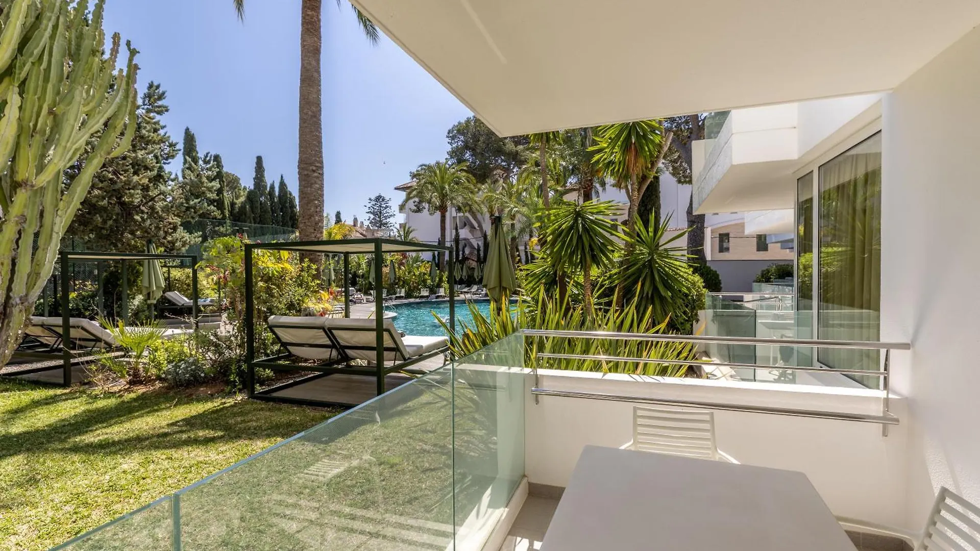 Hotel Illa D'Or & Club Apts 4* Sup Port de Pollenca 4*,